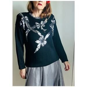Womens Vintage 80s Sweater Sequin Bow Details Black Silver Size large Party